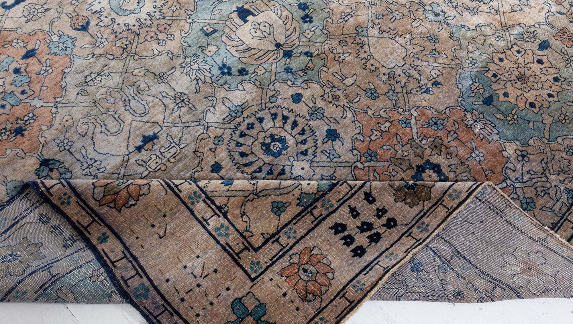 ANTIQUE INDIAN RUG - Image 5